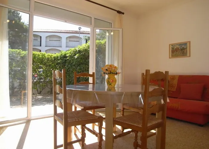 Appt 3p Pour 6 Proche Avec Jardin Prive, Animaux Admis - Fr-1-776-109 *